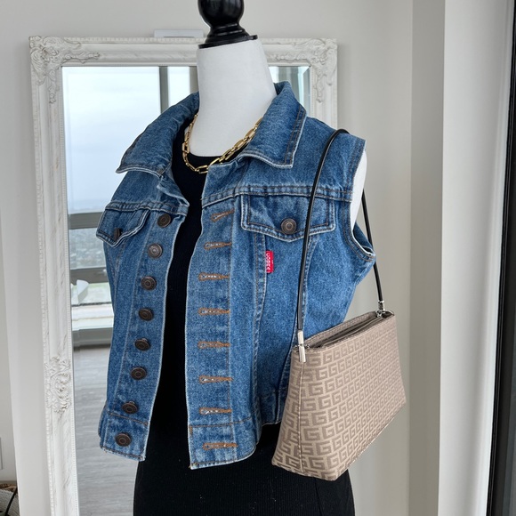 SOLD - vintage cropped denim vest - Picture 4 of 9